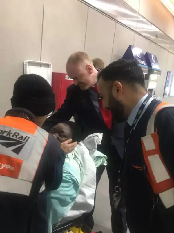 Woman Deliver Baby Boy On A Train At London Bridge Station
